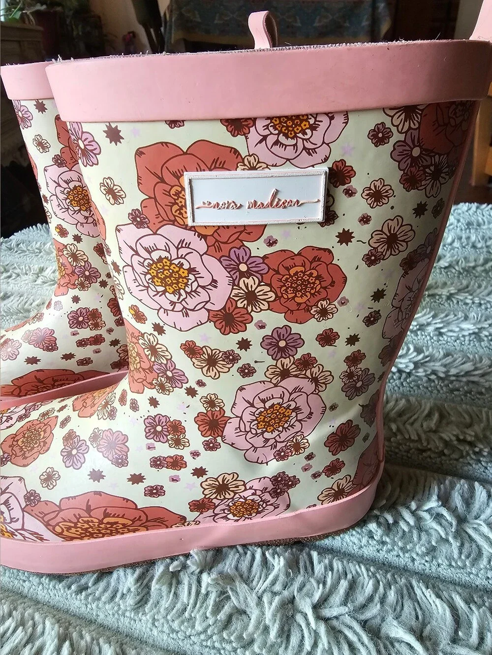 Nora Madison Boutique Retro Floral Print Rain Boots- Girl Size 1